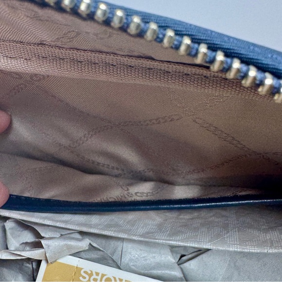 NWT- MICHAEL KORS Elliot Utility Camera Messenger Shoulder Crossbody - Picture 15 of 16